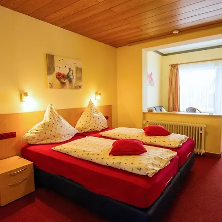 Hotelpension Schroeder וילינגן