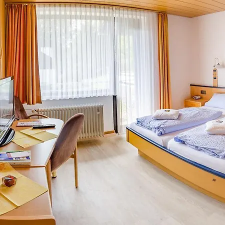 מלון Hotelpension Schroeder