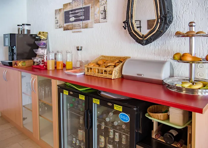 Hotelpension Schroeder Hotel 3*